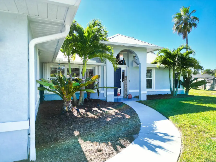 1518 SE Portillo Road, Port Saint Lucie, FL 34952 - Image #2