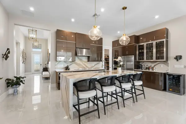 8688 SW Cantante Way, Port St Lucie, FL 34987