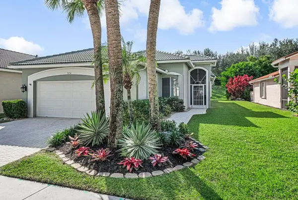9174 Bay Point Circle, West Palm Beach, FL 33411