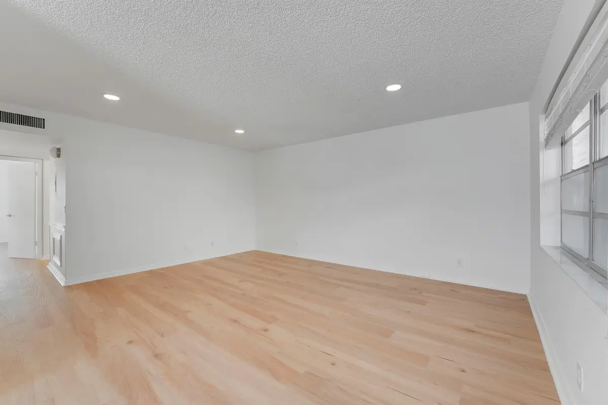 332 Flanders G, Delray Beach, FL 33484 - Image #1