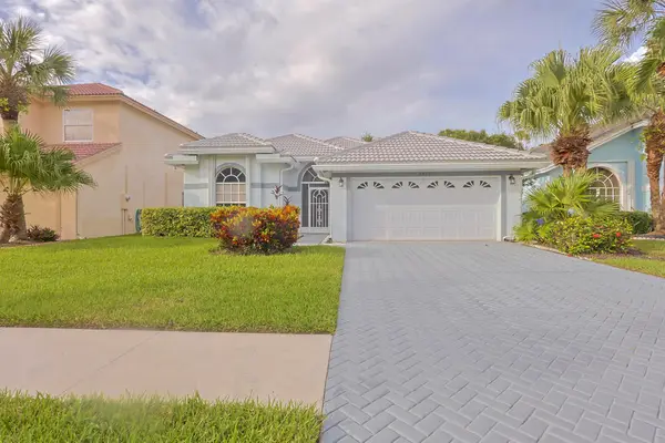 7205 SE Seagate Lane, Stuart, FL 34997