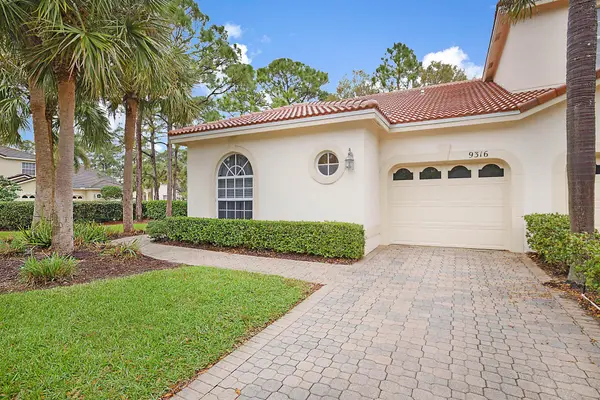 9316 World Cup Way, Port St Lucie, FL 34986