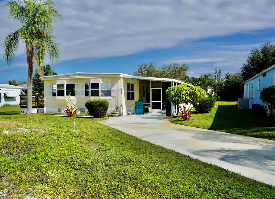 12 Nuestra Calle Lane, Port Saint Lucie, FL 34952 - Image #2