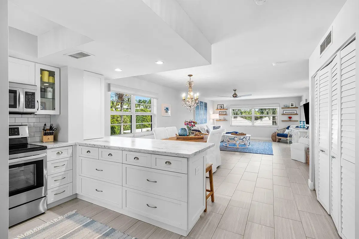 80 Venetian Drive #304s, Delray Beach, FL 33483 - Image #1