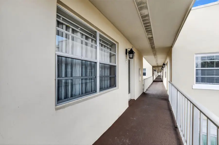 74 Burgundy B, Delray Beach, FL 33484 - Image #3