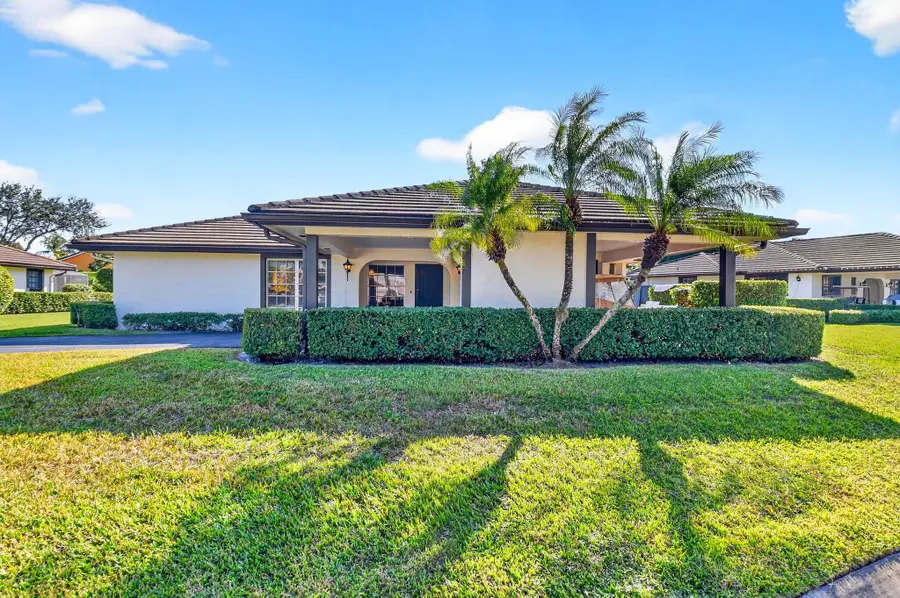 440 Pine Villa Drive, Atlantis, FL 33462 - Image #2