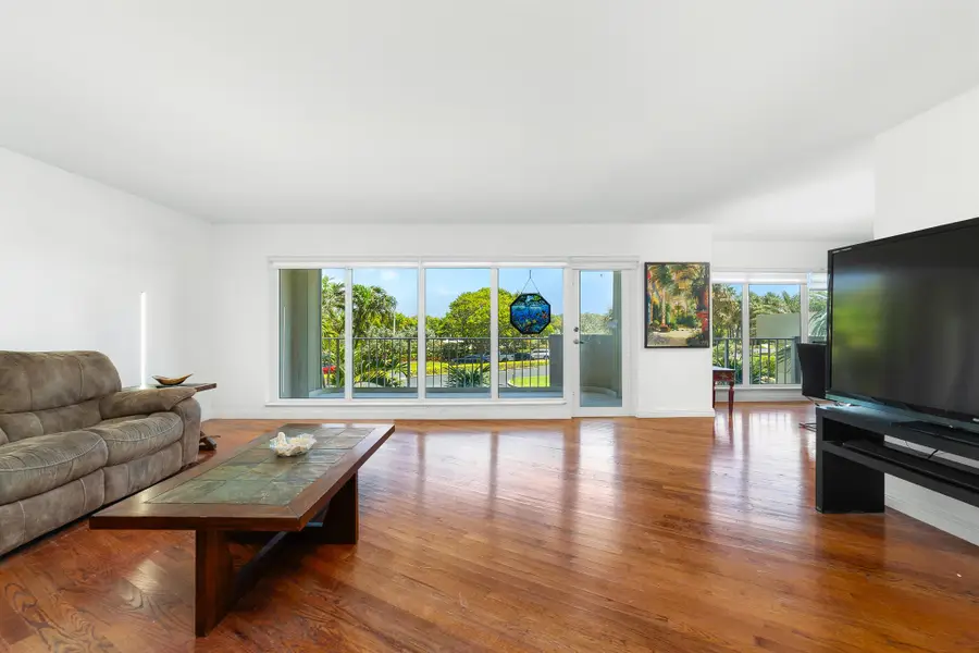 4301 N Ocean Boulevard #203, Boca Raton, FL 33431 - Image #3