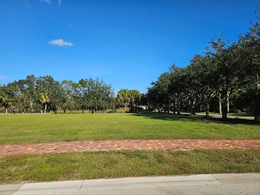102 SE Via Lago Garda, Port Saint Lucie, FL 34952 - Image #3