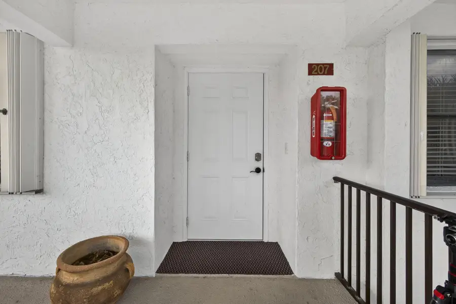 326 Southwind Court #207, North Palm Beach, FL 33408 - Image #3