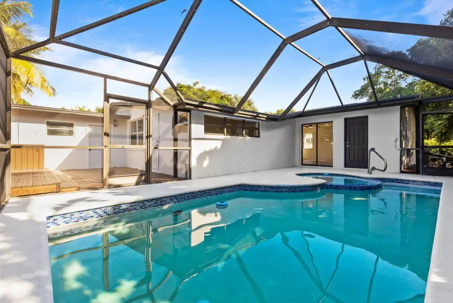 937 NE 25th Avenue, Pompano Beach, FL 33062 - Image #2