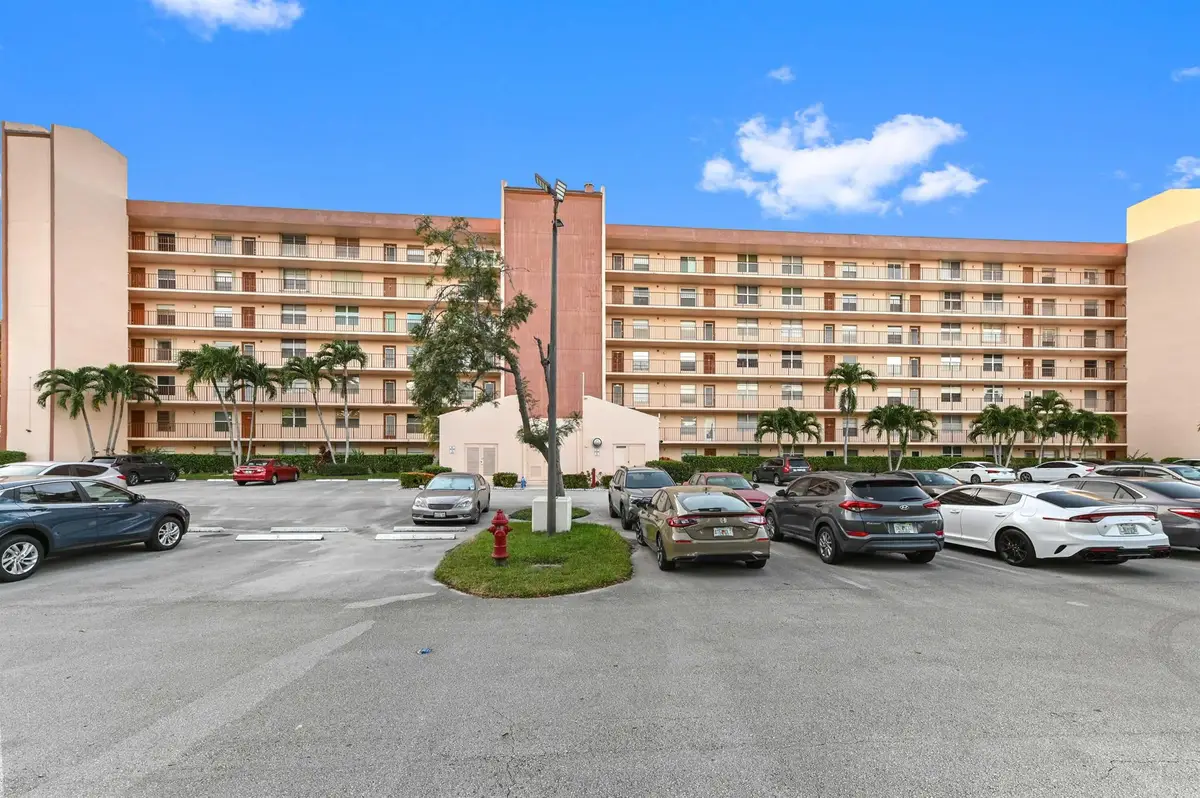 14671 Bonaire Boulevard #104, Delray Beach, FL 33446 - Image #1