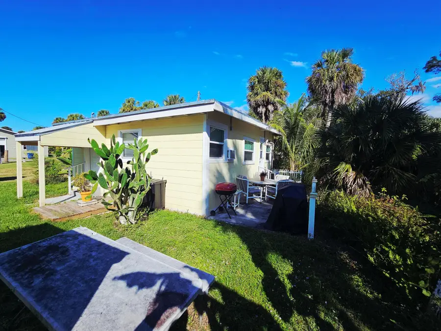 1087 Dusty Lane, Moore Haven, FL 33471 - Image #2