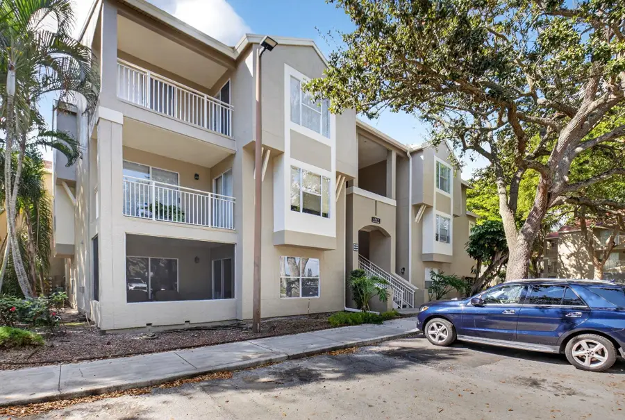 1745 Palm Cove Boulevard #3-306, Delray Beach, FL 33445 - Image #3