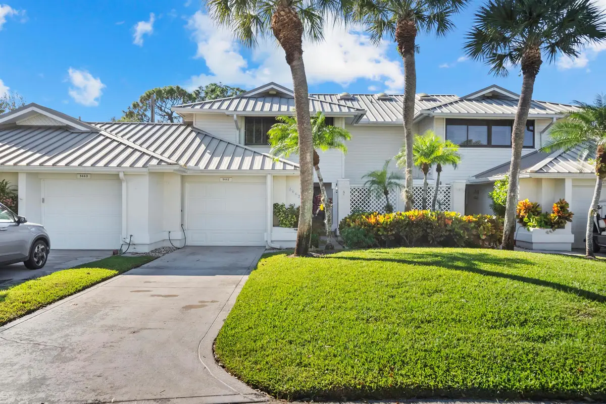 5662 SE Foxcross Place, Stuart, FL 34997 - Image #1