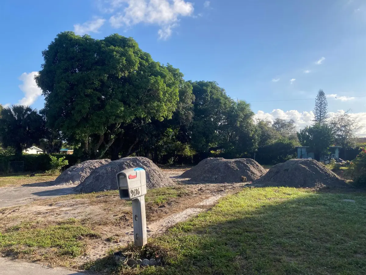 9426 Sunrise Drive, West Palm Beach, FL 33403 - Image #1