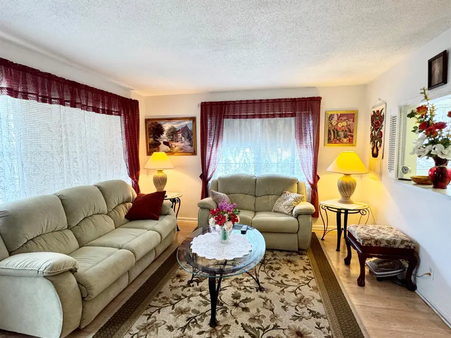 148 Bedford F, West Palm Beach, FL 33417 - Image #3