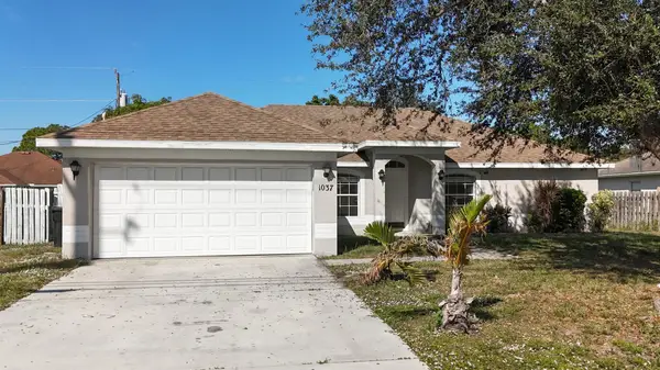 1037 SW Paar Drive, Port St Lucie, FL 34953