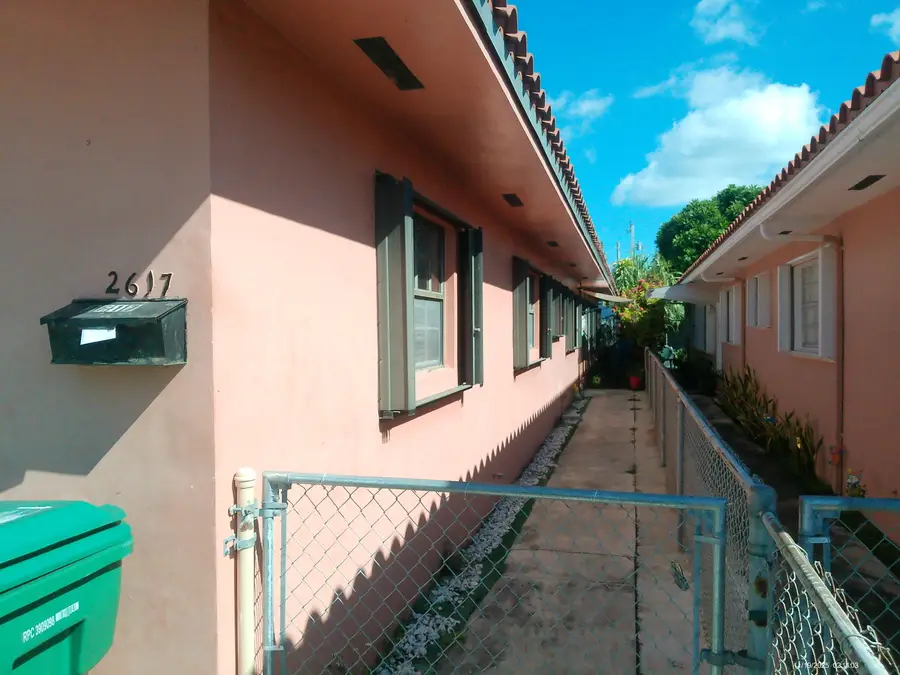 2615 SW 32nd Court, Miami, FL 33133 - Image #3