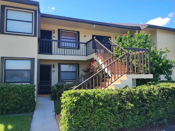4693 Lucerne Lakes Boulevard #202, Lake Worth, FL 33467