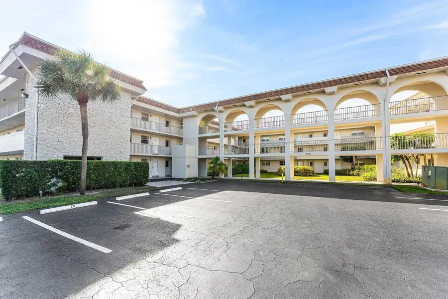 5701 NW 2nd Avenue 105, Boca Raton, FL 33487 - Image #2
