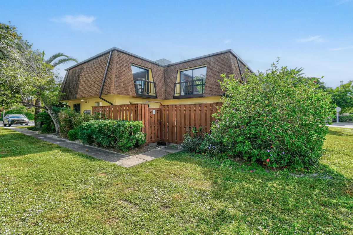 110 N Delaware Boulevard #9b, Jupiter, FL 33458 - Image #1