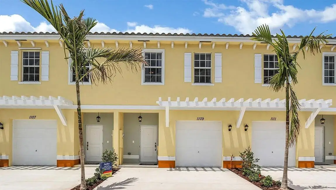 1027 NW 40th Terrace, Lauderhill, FL 33313 - Image #1