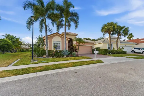 5352 N San Andros, West Palm Beach, FL 33411