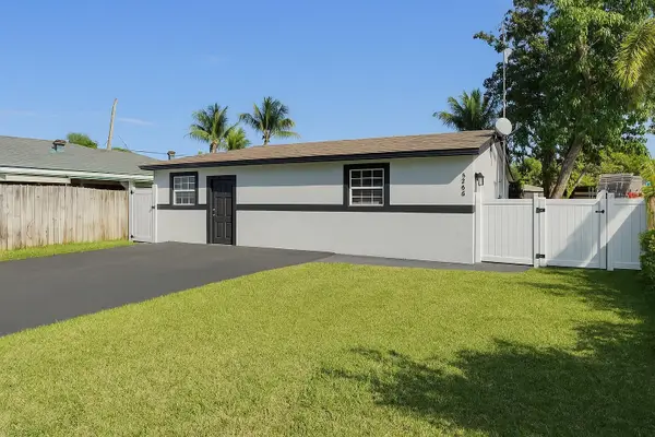 5604 Garden Avenue, West Palm Beach, FL 33405