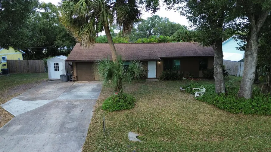 7904 Hibiscus Road, Fort Pierce, FL 34951 - Image #2
