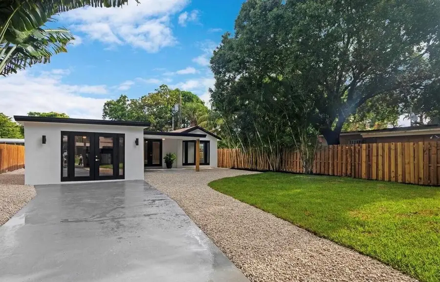 537 NE 14th Court, Fort Lauderdale, FL 33304 - Image #2