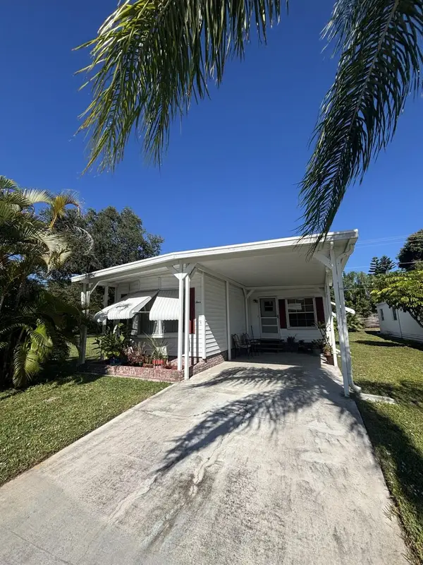 4 Cozumel Lane Lane, Port St Lucie, FL 34952