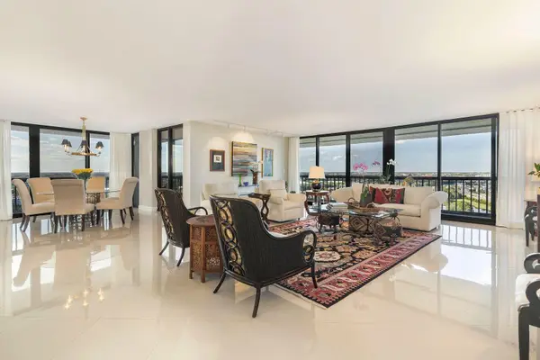 2480 Presidential Way #1901, West Palm Beach, FL 33401