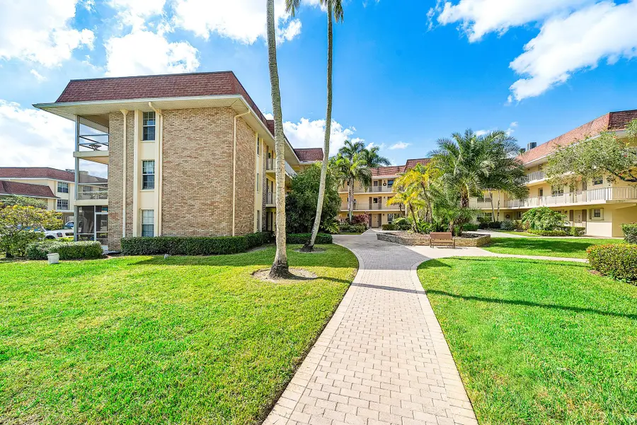 5540 Tamberlane Circle #221, Palm Beach Gardens, FL 33418 - Image #2