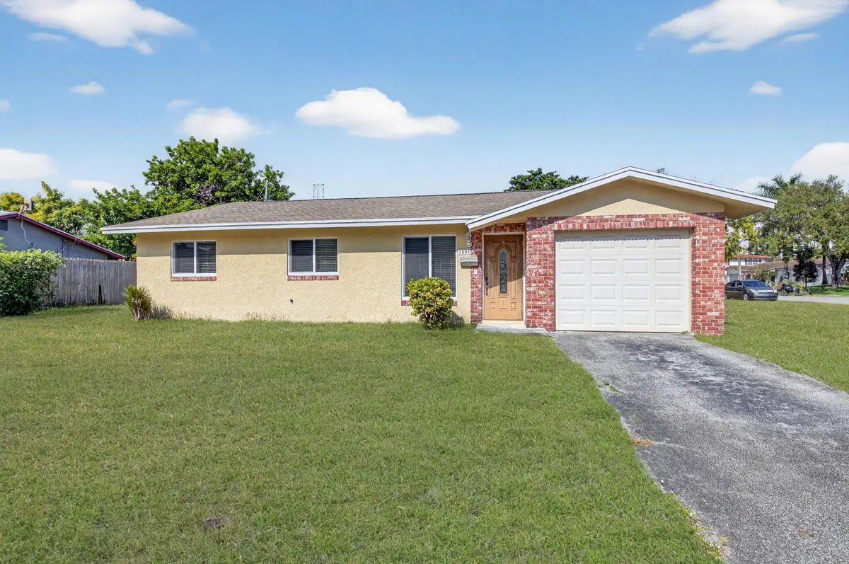 1601 NW 5th Street, Boca Raton, FL 33486 - Image #1