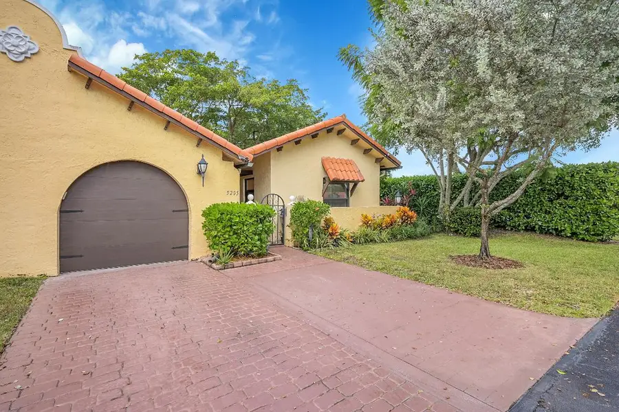 5205 Bolero Circle #5205, Delray Beach, FL 33484 - Image #2