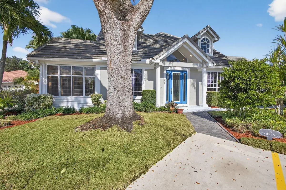 207 Woodsmuir Court, Palm Beach Gardens, FL 33418 - Image #1