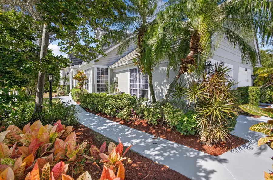 207 Woodsmuir Court, Palm Beach Gardens, FL 33418 - Image #3