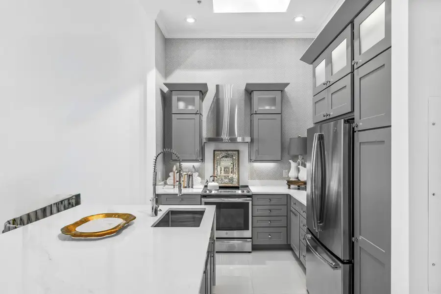 701 S Olive Avenue #503, West Palm Beach, FL 33401 - Image #3