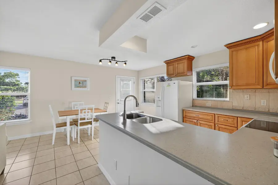 2929 SE Ocean Boulevard #147-5, Stuart, FL 34996 - Image #3