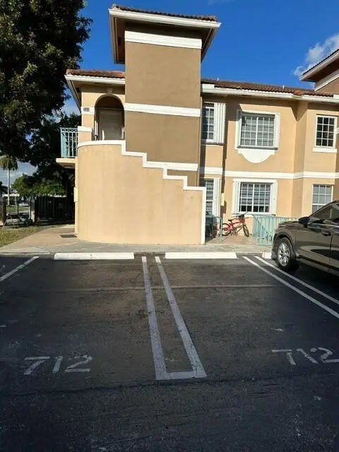 6425 SW 130th Place #712, Miami, FL 33183