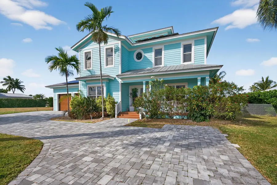 8551 SE Driftwood Street, Hobe Sound, FL 33455 - Image #3