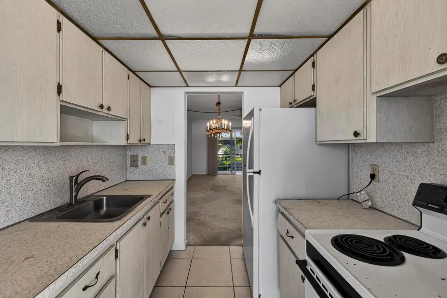2551 W Golf Boulevard #209, Pompano Beach, FL 33064 - Image #3