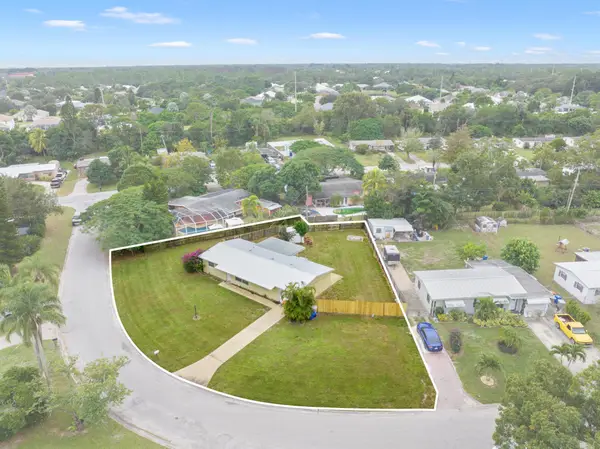 2363 2nd Place Sw, Vero Beach, FL 32962