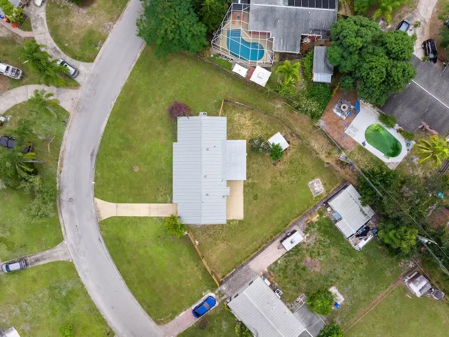 2363 2nd Place Sw, Vero Beach, FL 32962 - Image #3