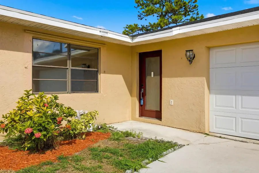 569 SE Fallon Drive, Port Saint Lucie, FL 34983 - Image #2