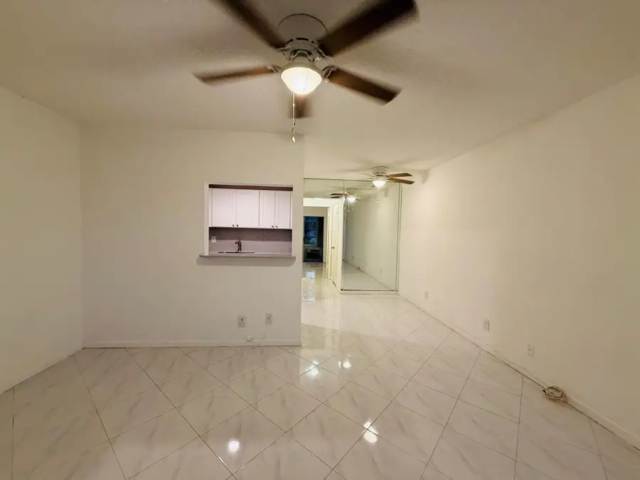 198 Salisbury I, West Palm Beach, FL 33417 - Image #3