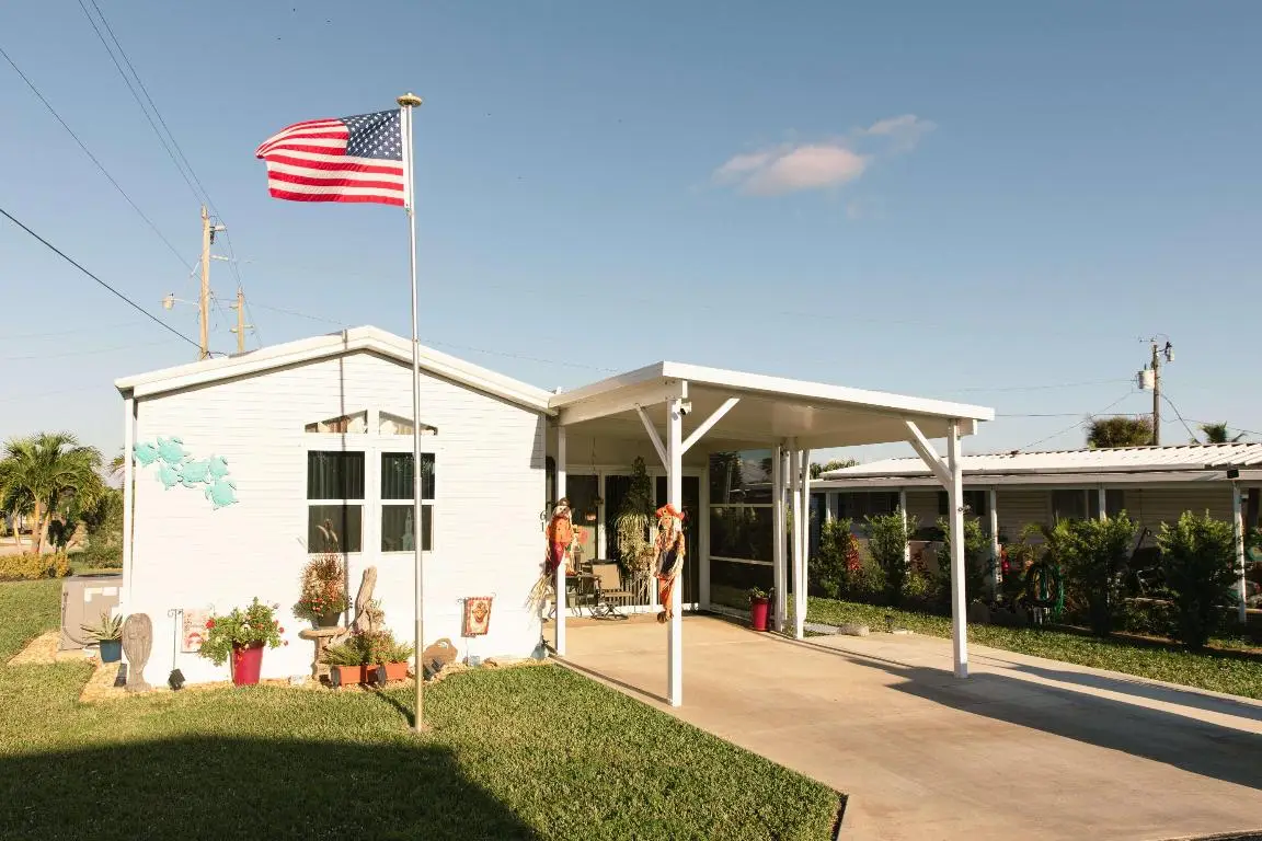 11055 SE Federal Highway #61, Hobe Sound, FL 33455 - Image #1