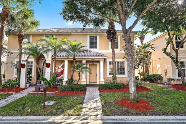 8050 Murano Circle, Palm Beach Gardens, FL 33418