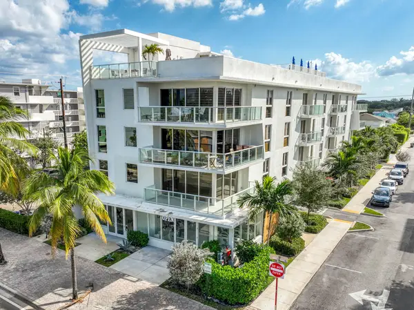 117 Lake Avenue #204, Lake Worth Beach, FL 33460