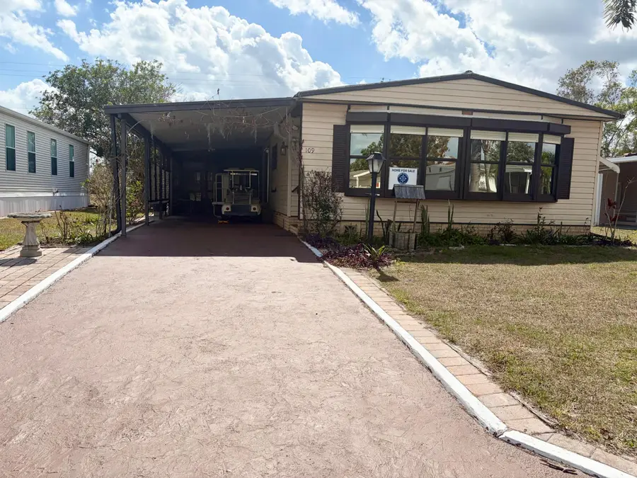 109 E East Caribbean, Port Saint Lucie, FL 34952 - #2